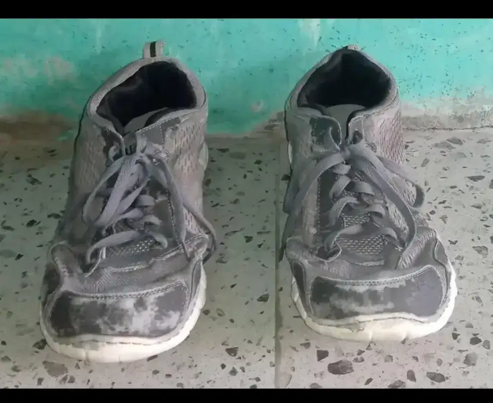 Sepatu Diadora Cantik