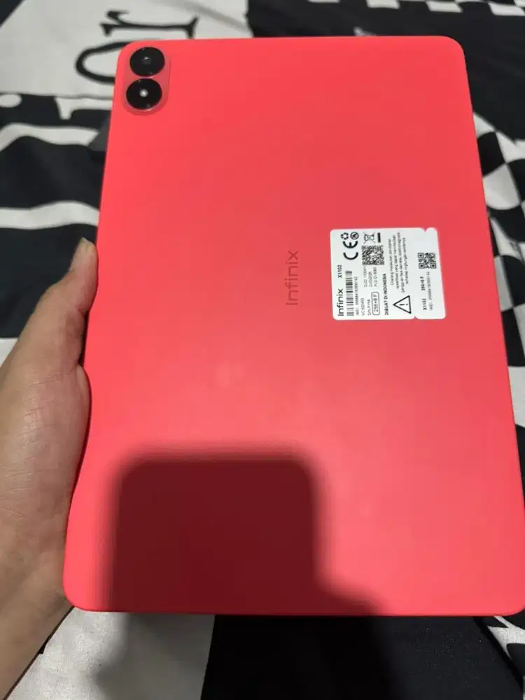 Infinix Xpad 20 ram 8+8 internal 256 red