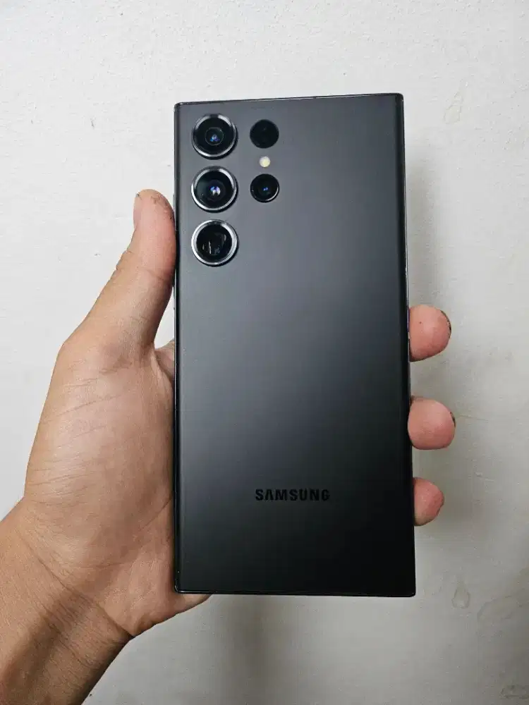Samsung S23 ultra. 12/512gb mulus
