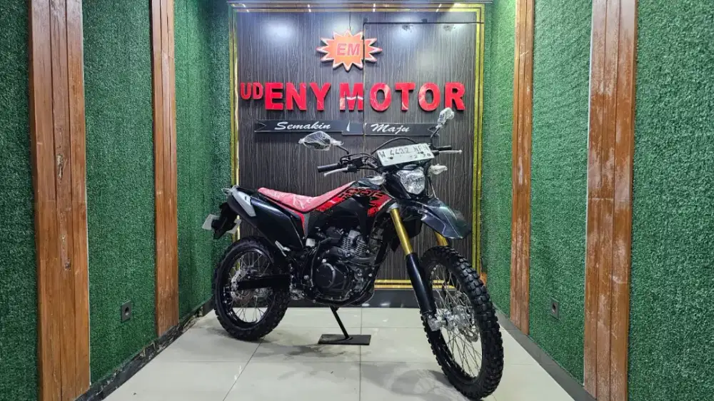 UD ENY MOTOR - Honda CRF 150 thn 2023