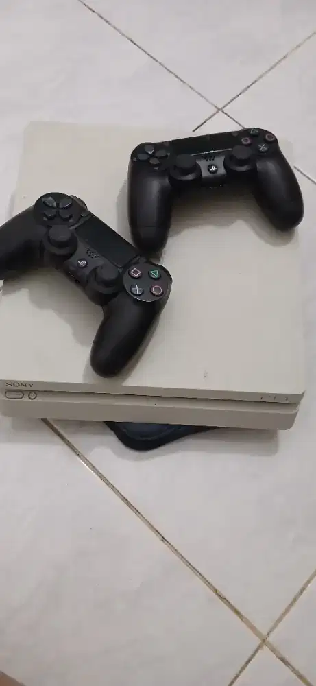 Jual Playstation 4