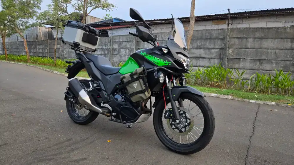 Kawasaki Versys x 250 Thn 2026 Like New