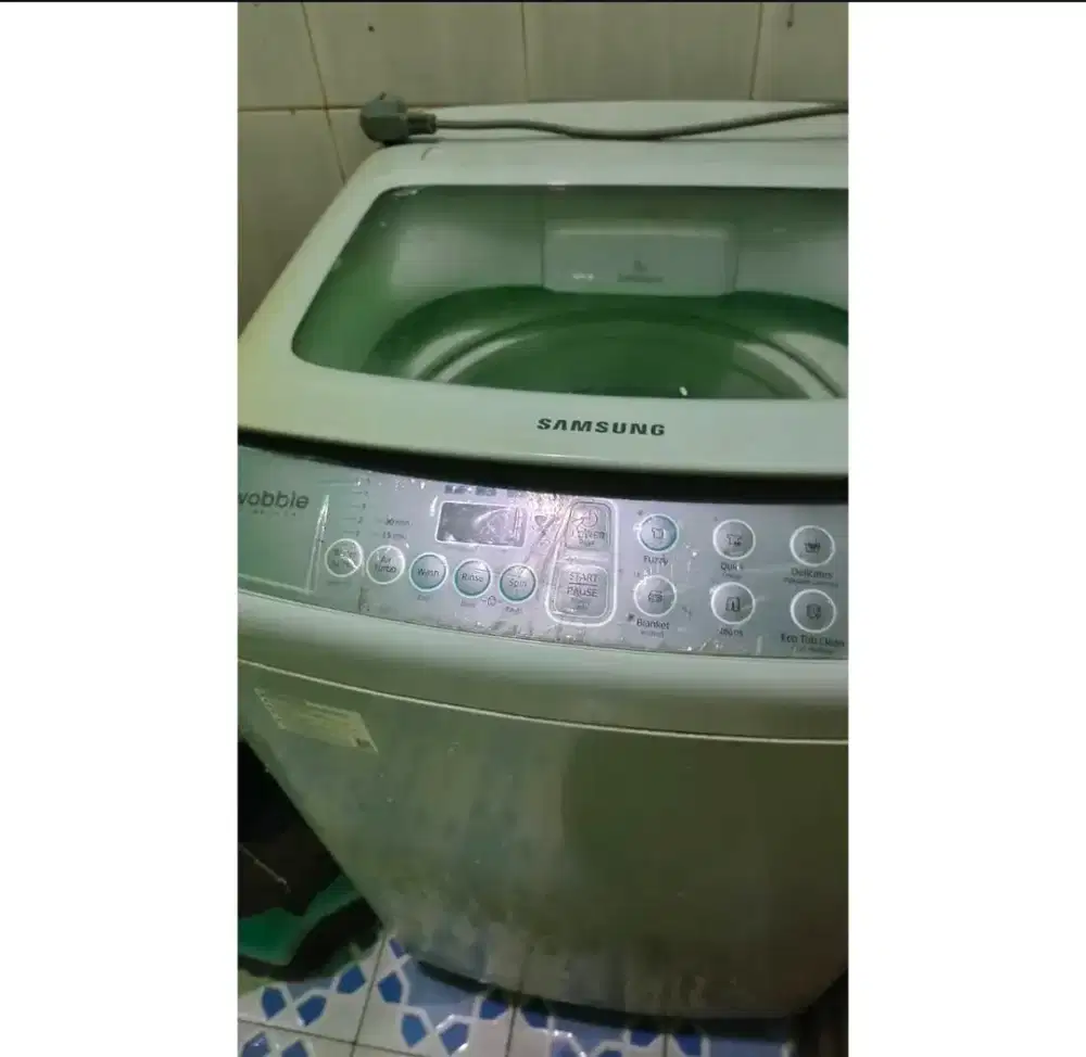 Mesin cuci rusak