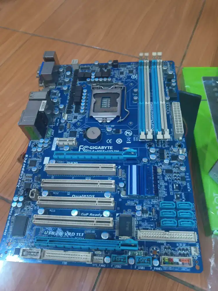 Mobo gigabyte h55 (lga 1165)