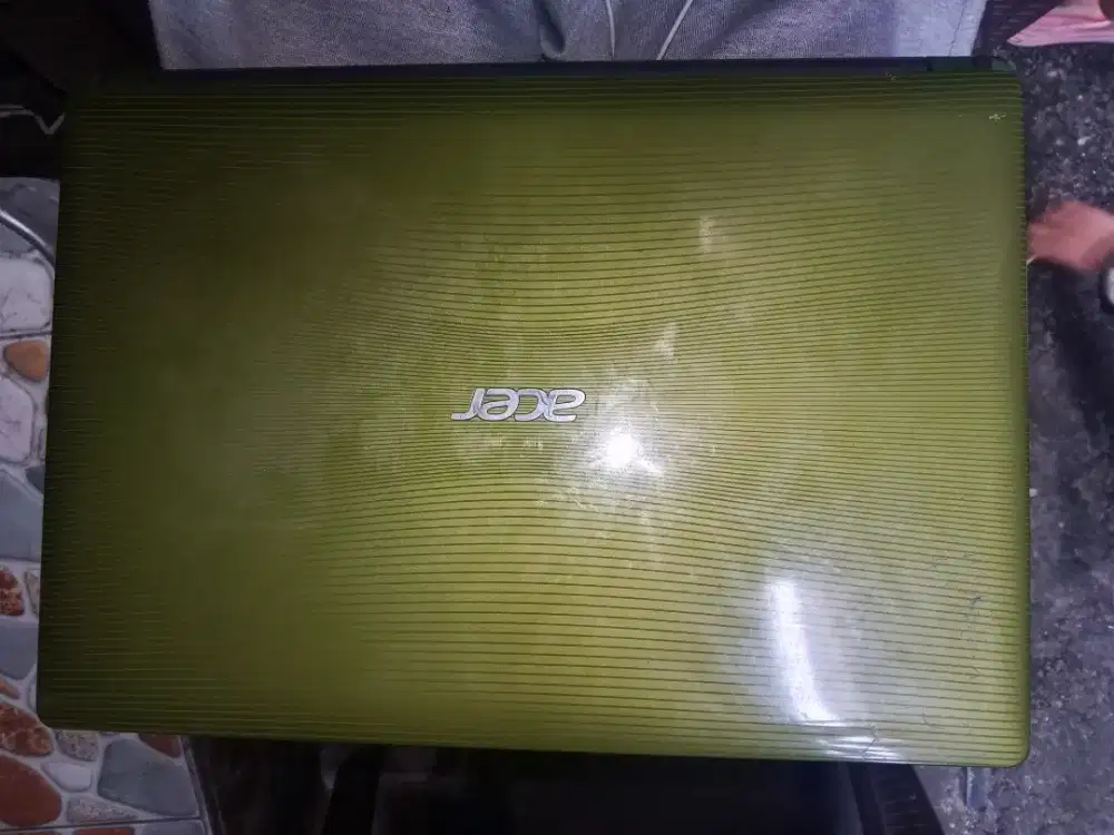 LAPTOP ACER 2011