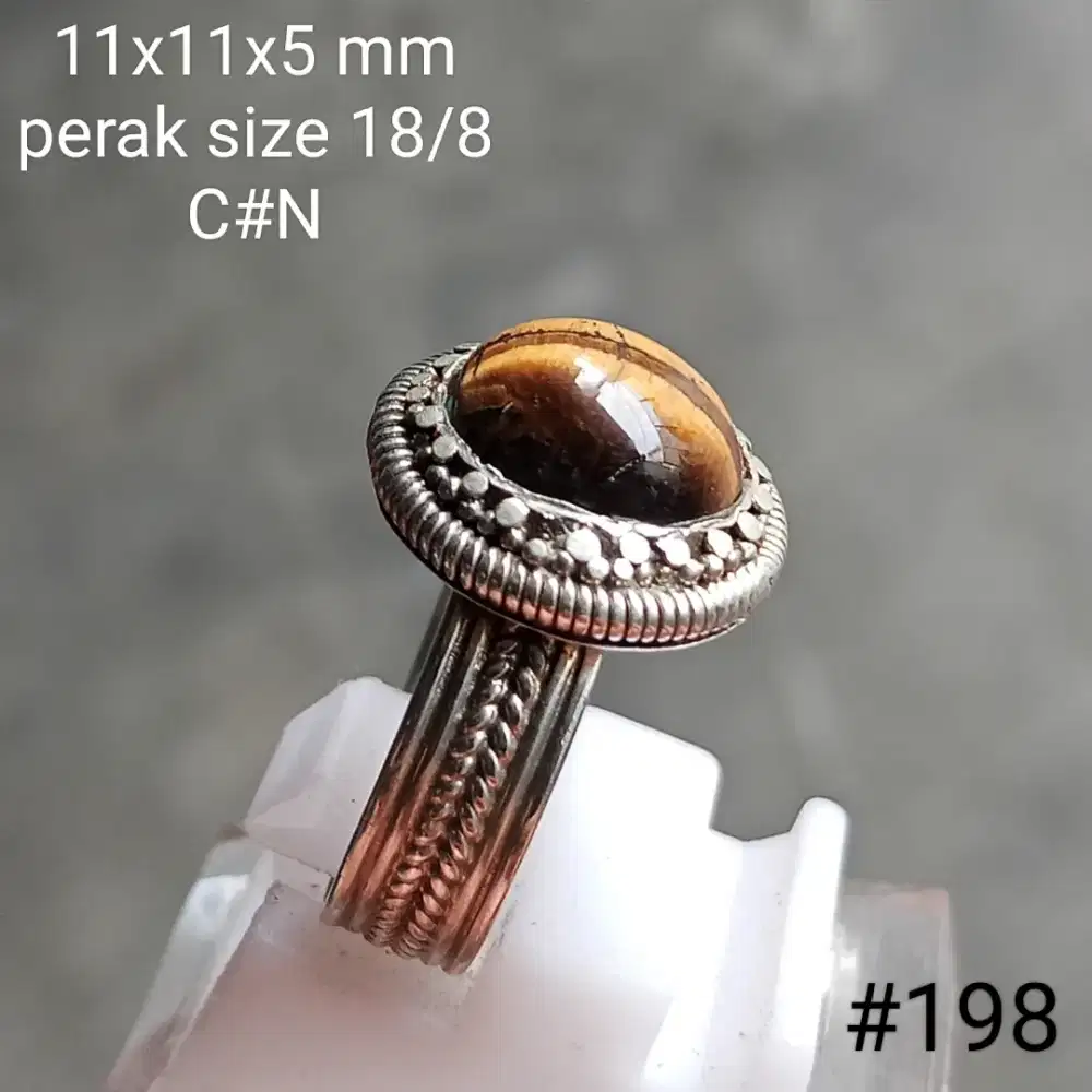 Cincin perak, batu Tiger eye badar besi