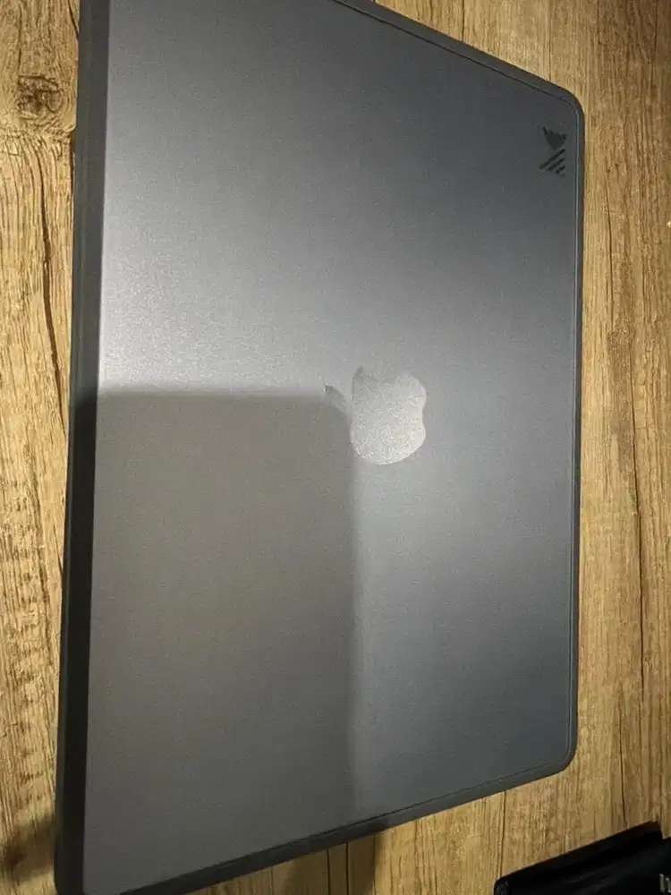 Macbook Air 13 inch M4 2025