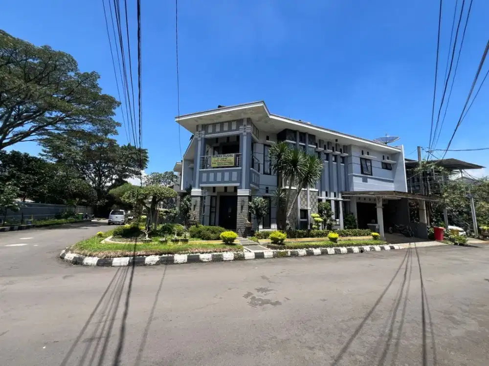 Lelang Murah Rumah Padmae Regency Siap Huni 2 Lantai Furnish