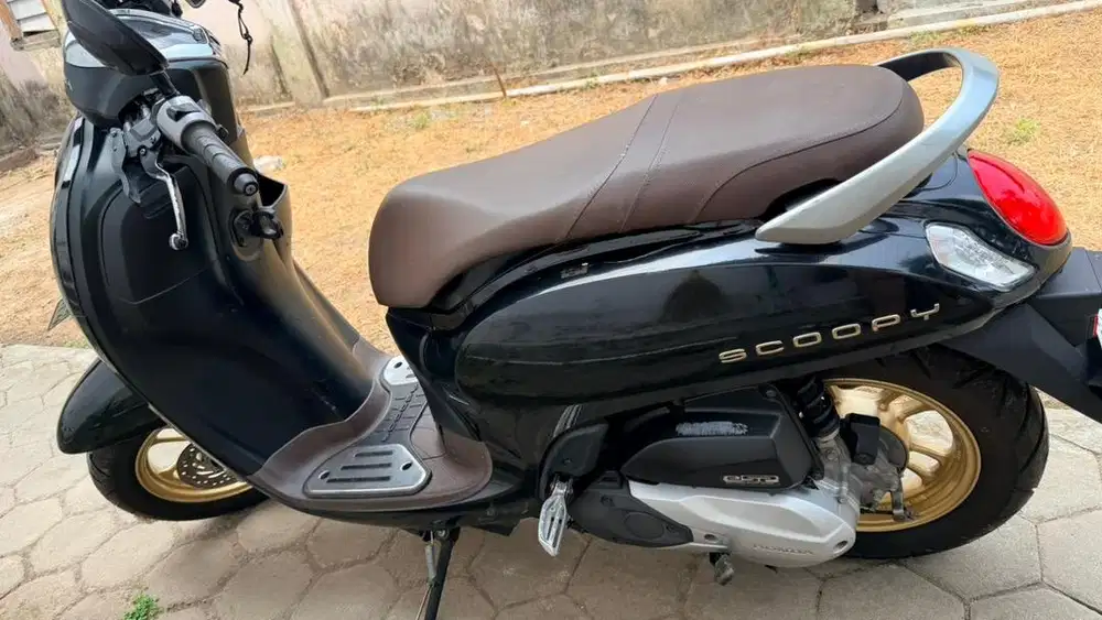 SCOOPY PRESTIGE