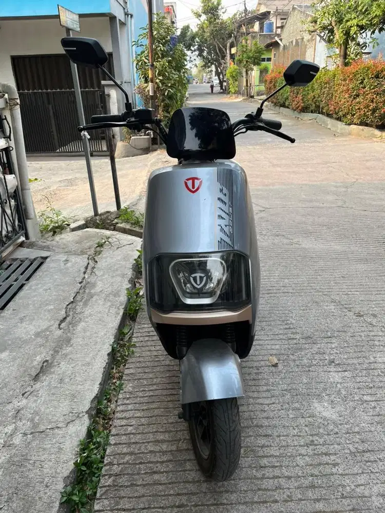 SEPEDA MOTOR LISTRIK TAILG YOUJUN EB 2026