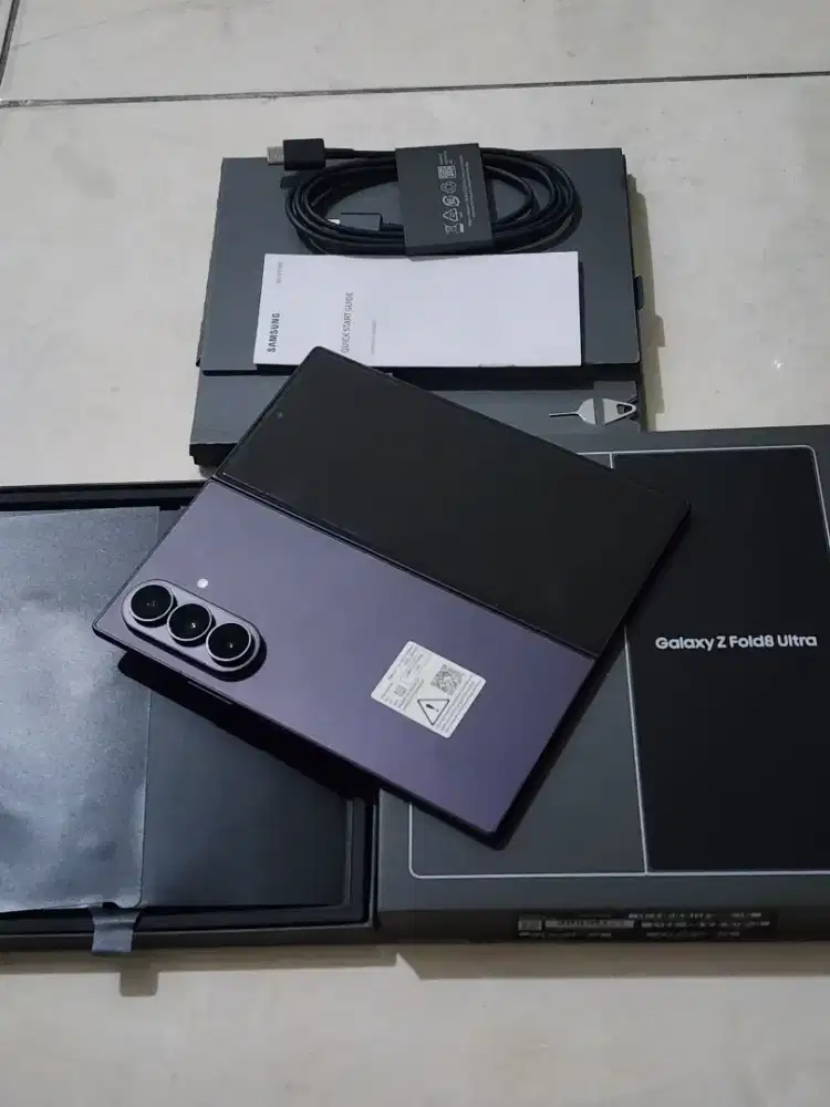 Samsung Z fold 8 Ultra 5G 12/256Gb, warna Hitam SEIN, 100% Mulus