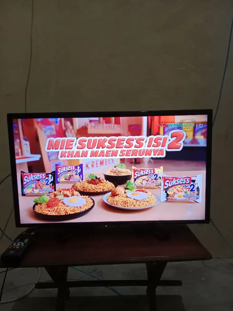 Digital led sharp 24 inchi normal