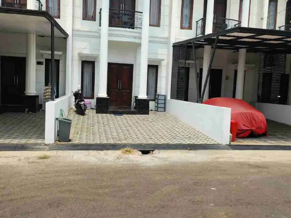 rumah siap huni akses 2 mobil di Condet Jakarta timur