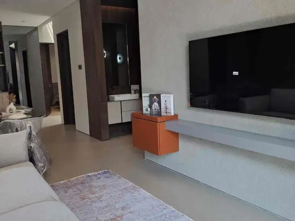 DIJUAL RUMAH DI KBP BANDUNG
TATAR JINGGANAGARA

 COCOK UNTUK NEWLY MARRIED ATAU KELUARGA KECIL 
 FULLY RENOVATED & FURNISHED
 
• LT : 108m² (6x18)
• ⁠LB : 90m²
• ⁠Lebar Muka : 6 meter
• ⁠KT : 3 kamar tidur
• ⁠KM : 2 kamar mandi
• ⁠Master Bedroom dilengkap