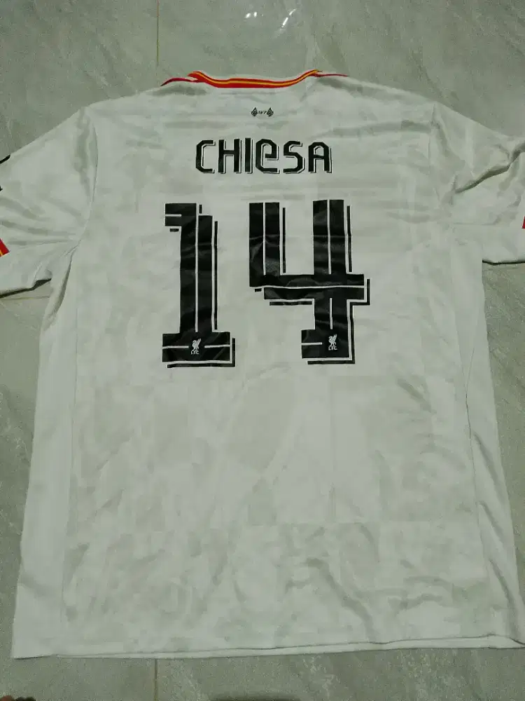 Jersey liverpool chiesa