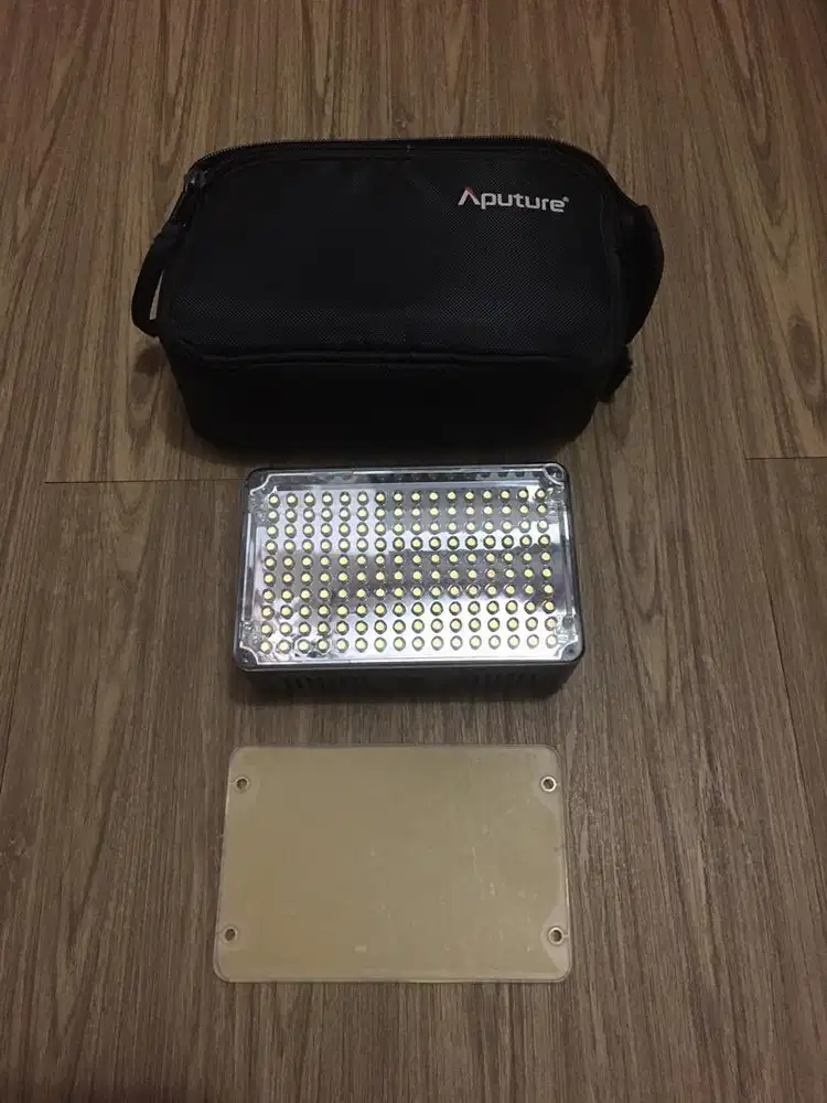 Aputure Amaran H-160