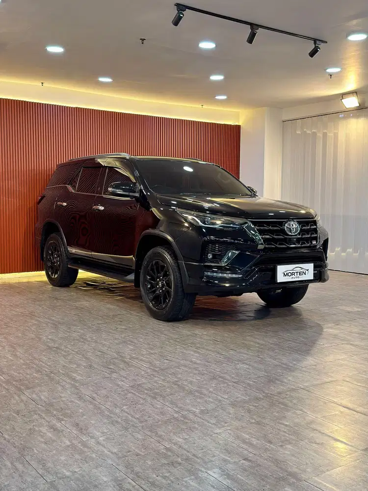 Toyota Fortuner 2.8 VRZ GR Sport 2022 Odo 38 Ribu Record Antik Garansi