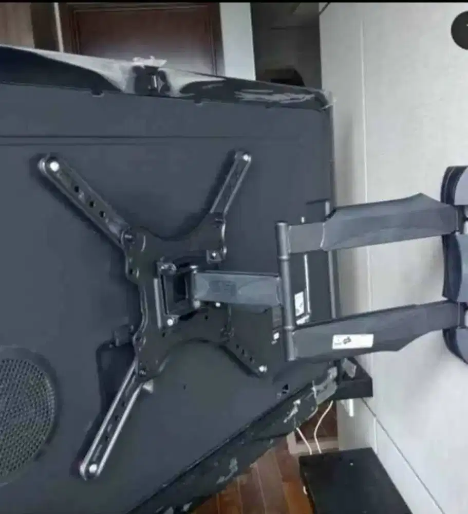 Jual dan pasang bracket tv LED LCD PLASMA