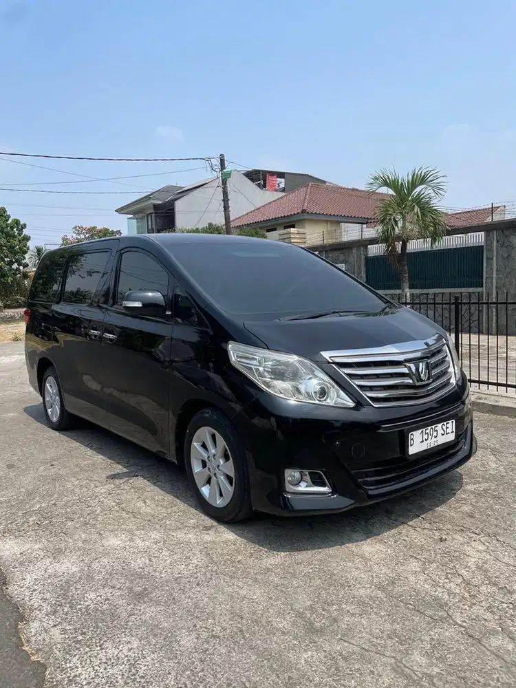 Toyota Alphard 2014 Bensin
