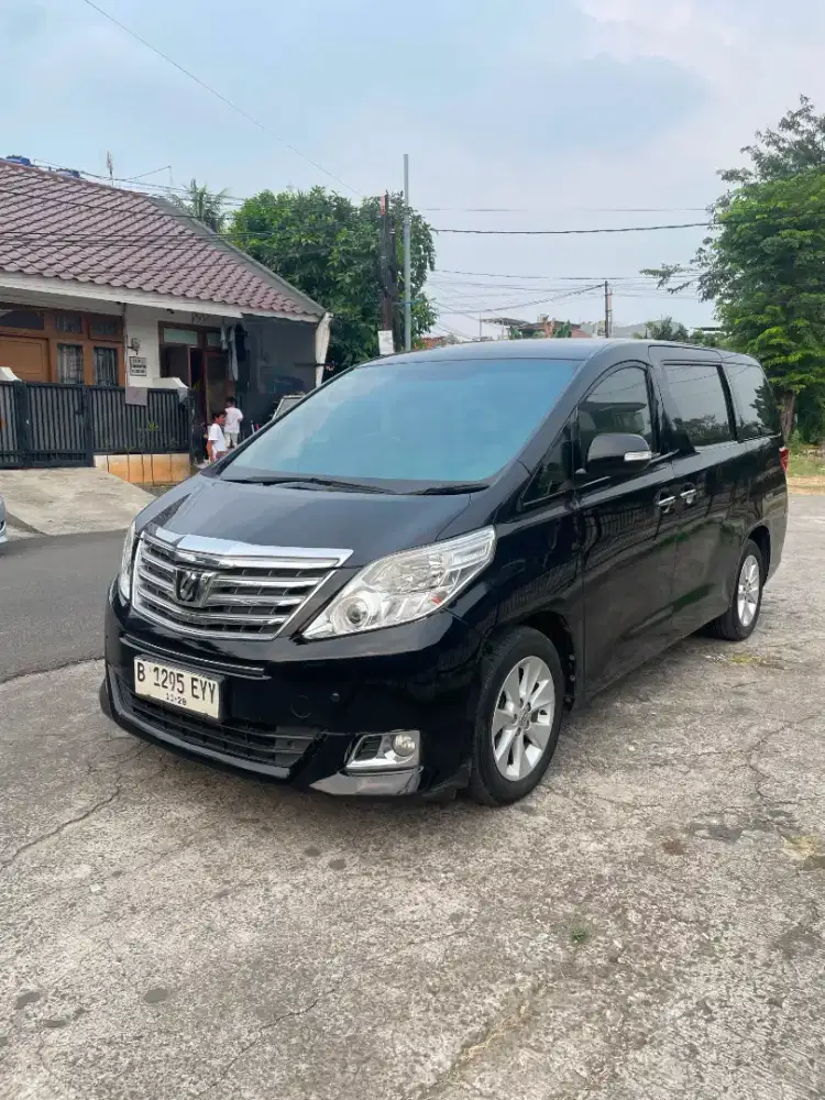 Toyota Alphard 2013 Bensin