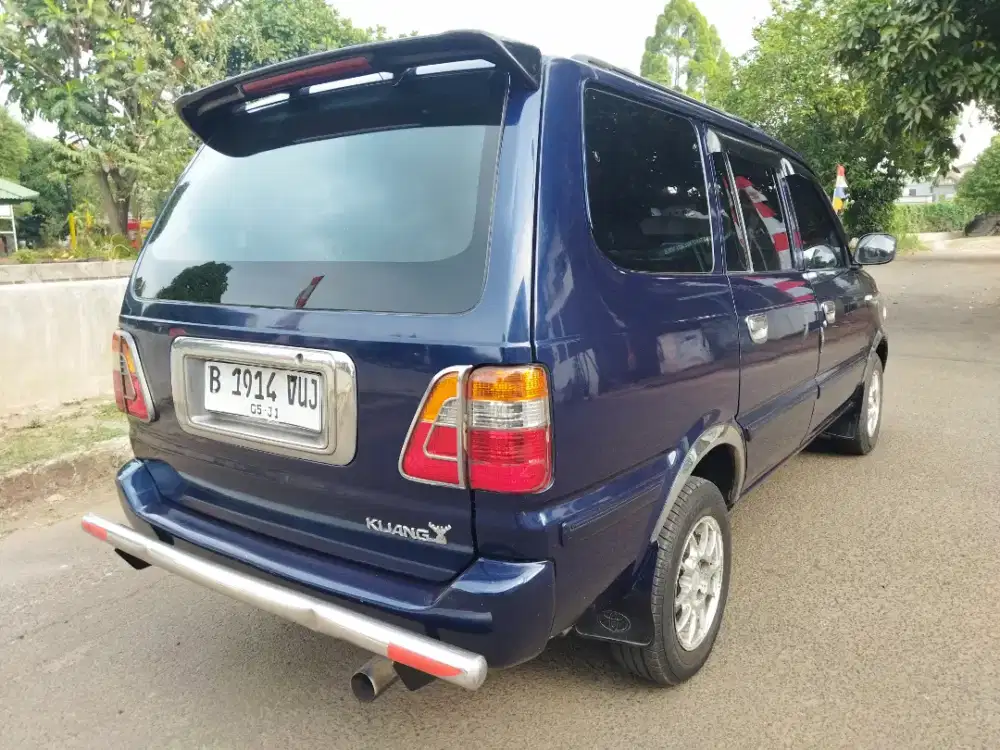 Kijang kapsul 1.8 LX upgrade LGX 2003 manual bensin pajak pjg 5/2027
