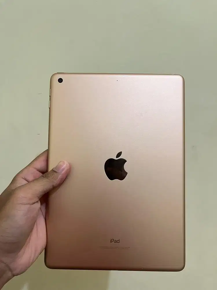 iPad gen 6 wifi 128gb