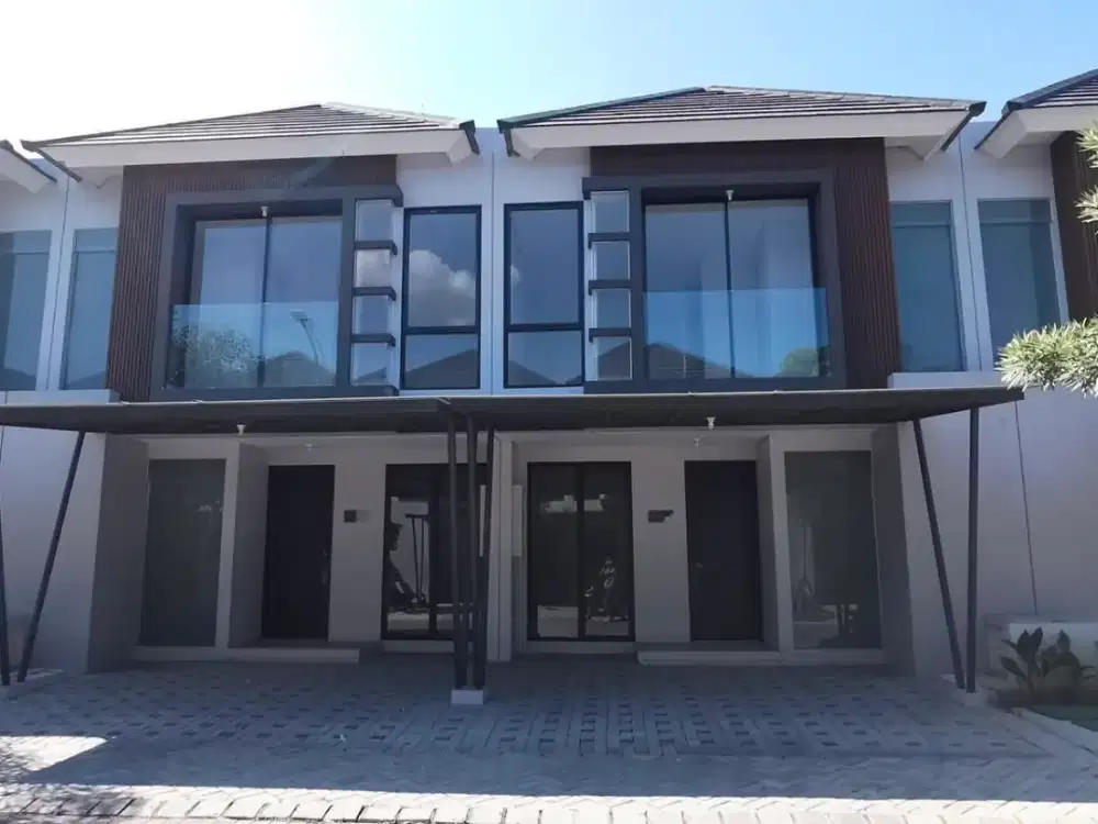 Termurah Rumah 2 Lantai Siap Huni di Cluster Gladstone Grand Pakuwon, Surabaya Barat