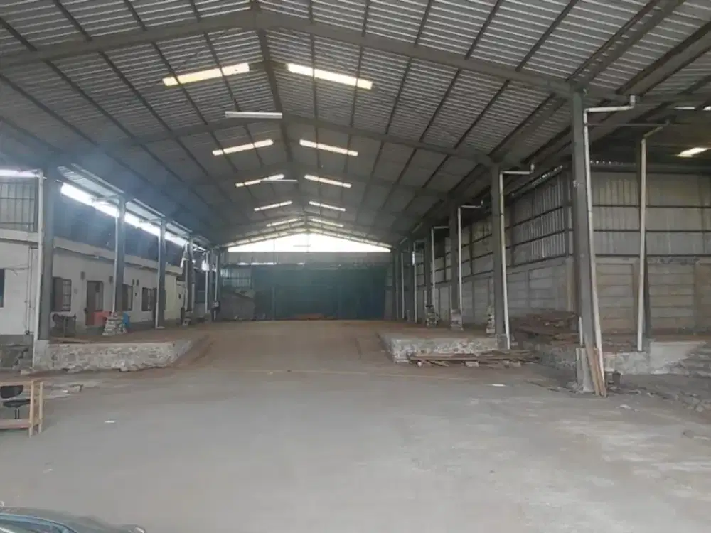DiSewakan Gudang Lokasi Cibinong Kab Bogor
