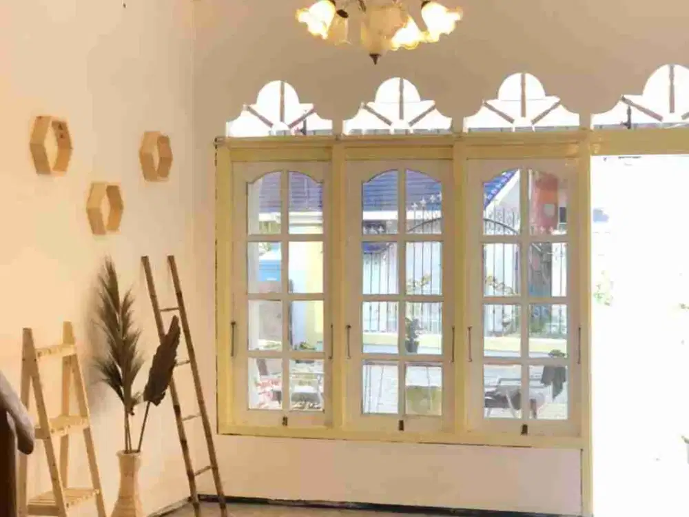 villa murah selangkah dari jalan raya songgoriti bagus buat villa, kafe, rumah huni atau lain lain. posisi hook pojok