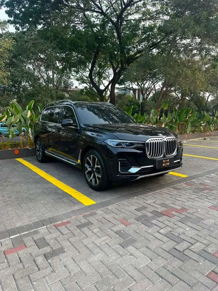 BMW X7 xDrive40i Opulence 2022 LIKE NEW!