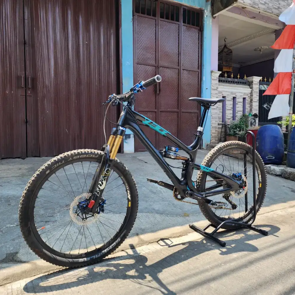 Yeti sb66c full carbon not santacruz siskiu polygon nego bebasss