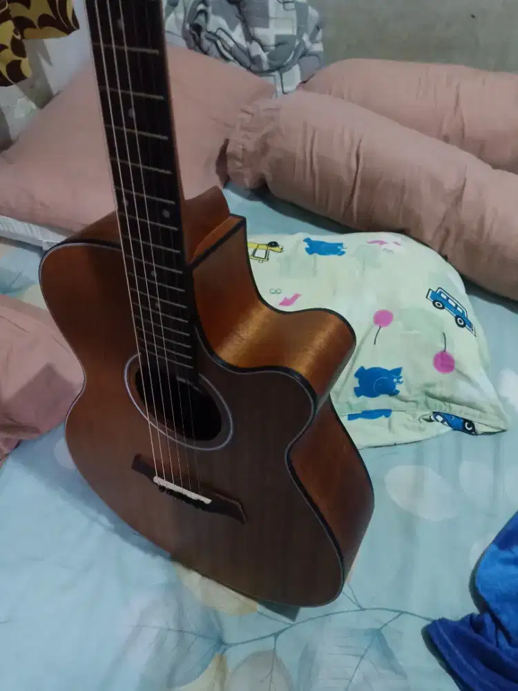 Gitar akustik Cowboy