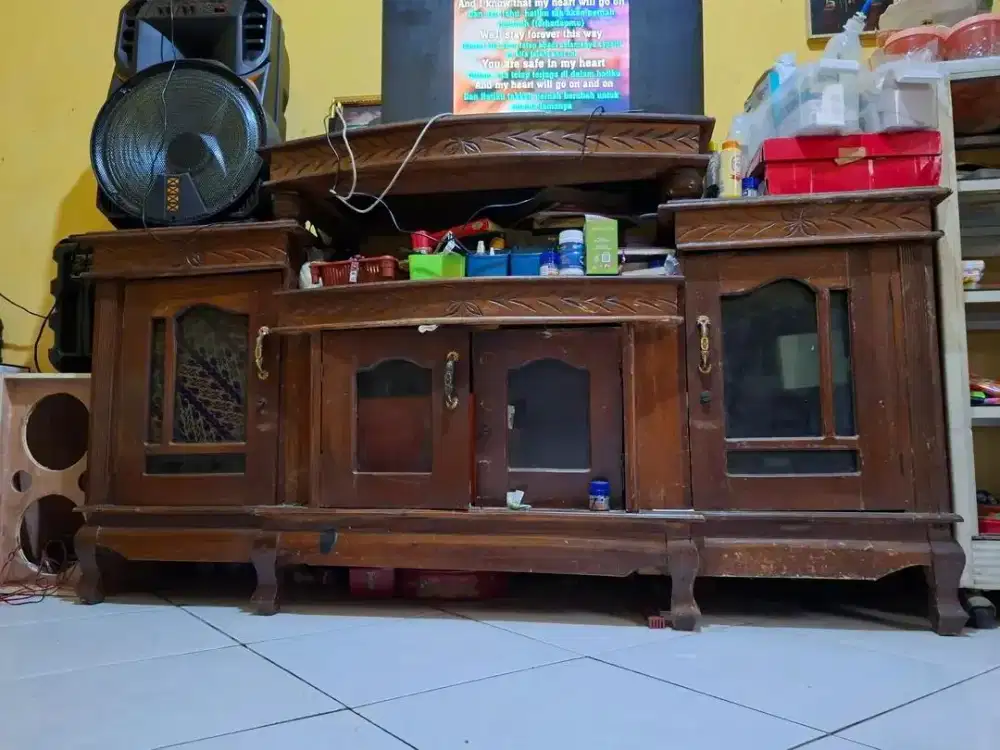 Meja TV 150rb ambil pekan ini 10 - 20 September aja
