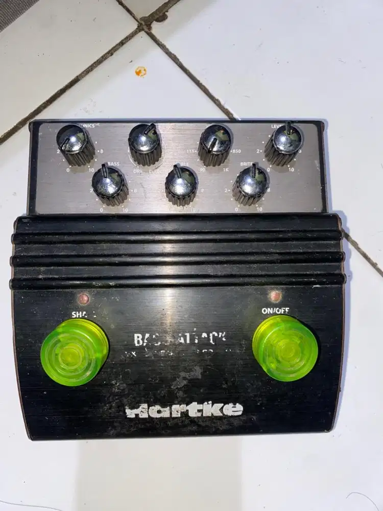 EFEK / PREAMP HARTKE BASS ATTACK