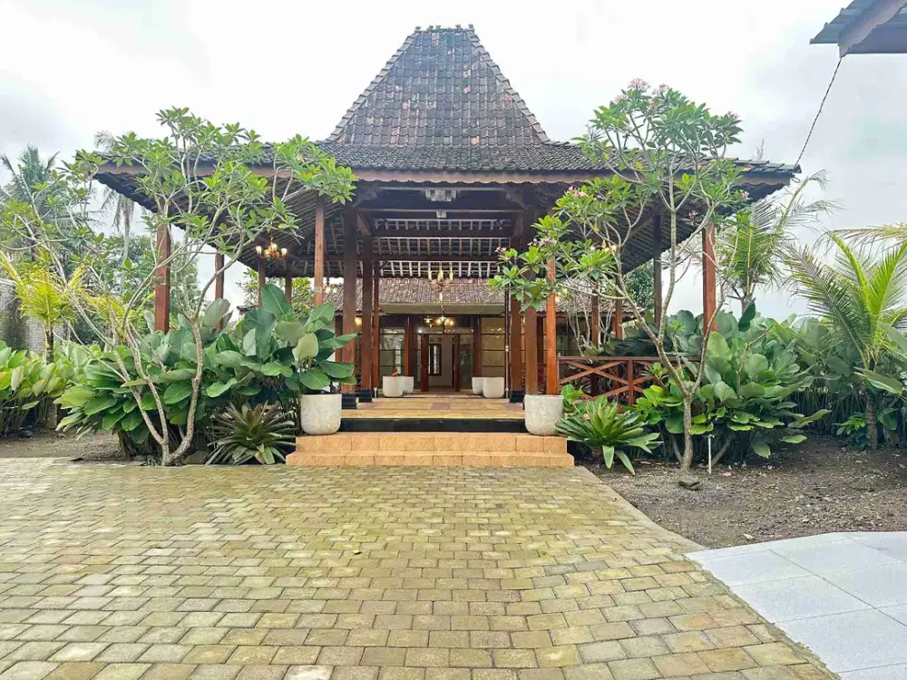 Rumah/Villa Etnik Joglo Area Jogja Utara Dekat Kopi Klothok, Pasar Pakem dan Kampus UII