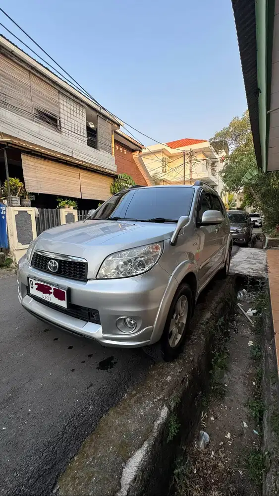 TOYOTA RUSH TYPE G 2010 MANUAL KILOMETER RENDAH