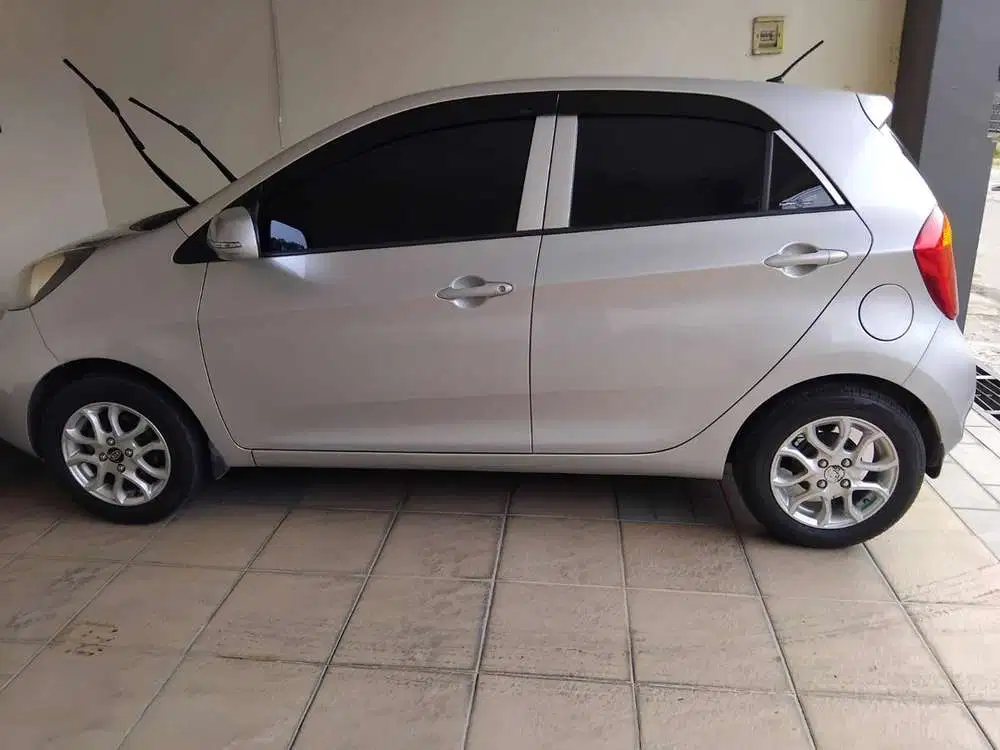 Kia Picanto 2012 Bensin