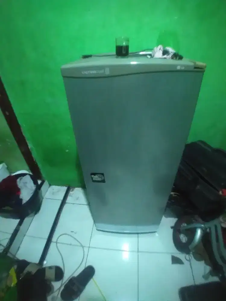 Kulkas 1 pintu ukuran jumbo