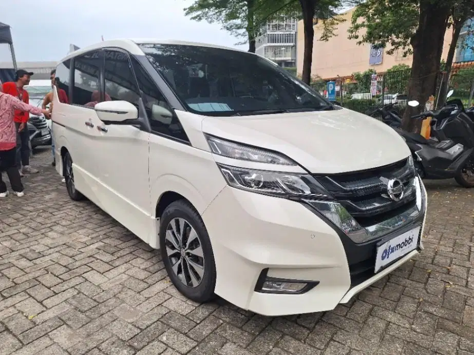 DP MURAH Nissan Serena 2.0 Highway Star Bensin-AT 2019 Putih CSRBB