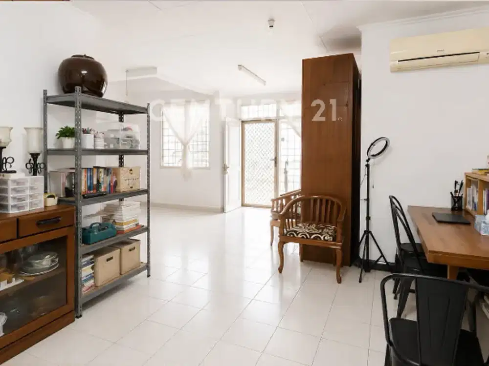 Rumah Di Griya Mas Srengseng Kembangan S9875