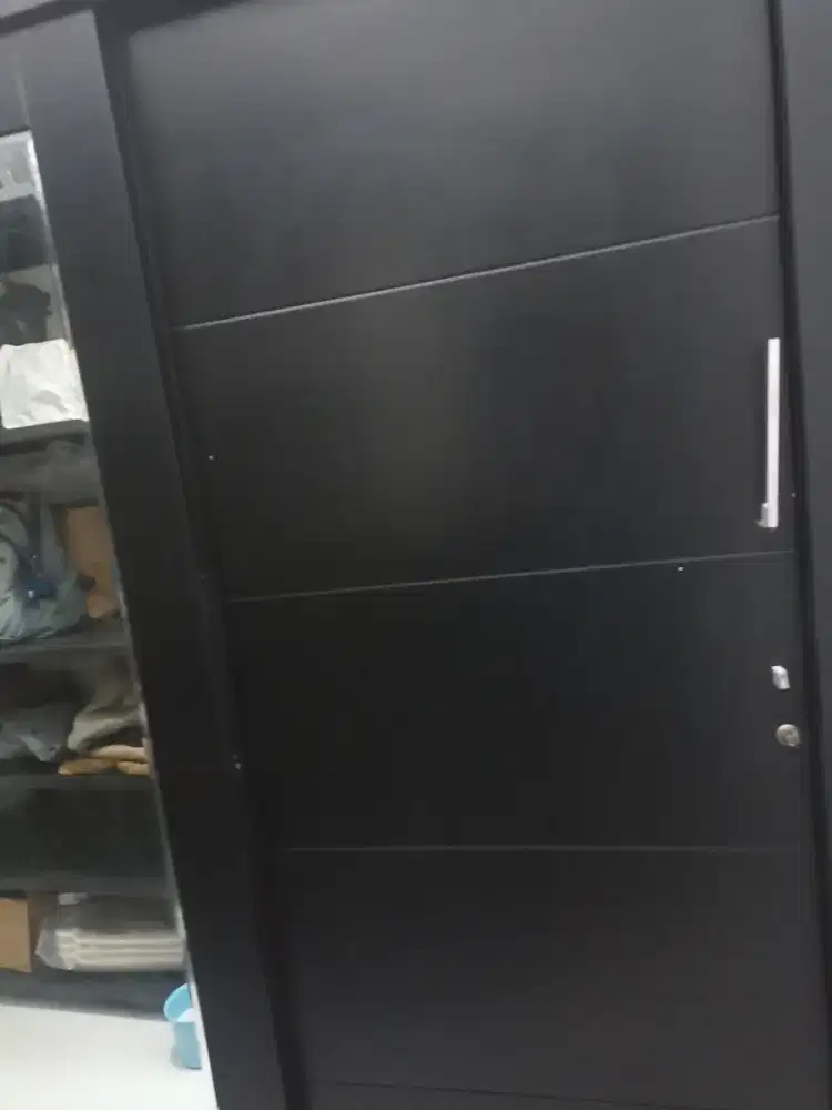 Lemari pakaian kayu mahoni solid kokoh awet