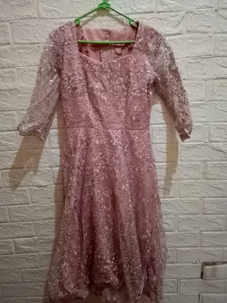 Dress brokat wanita