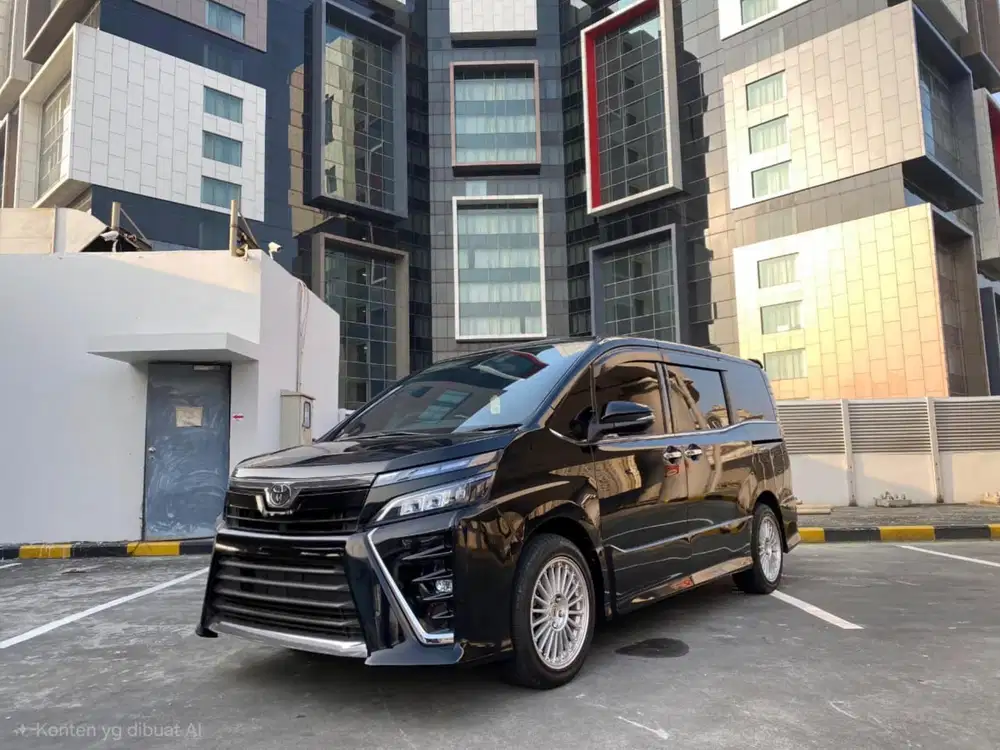 Toyota Voxy 2.0 2019