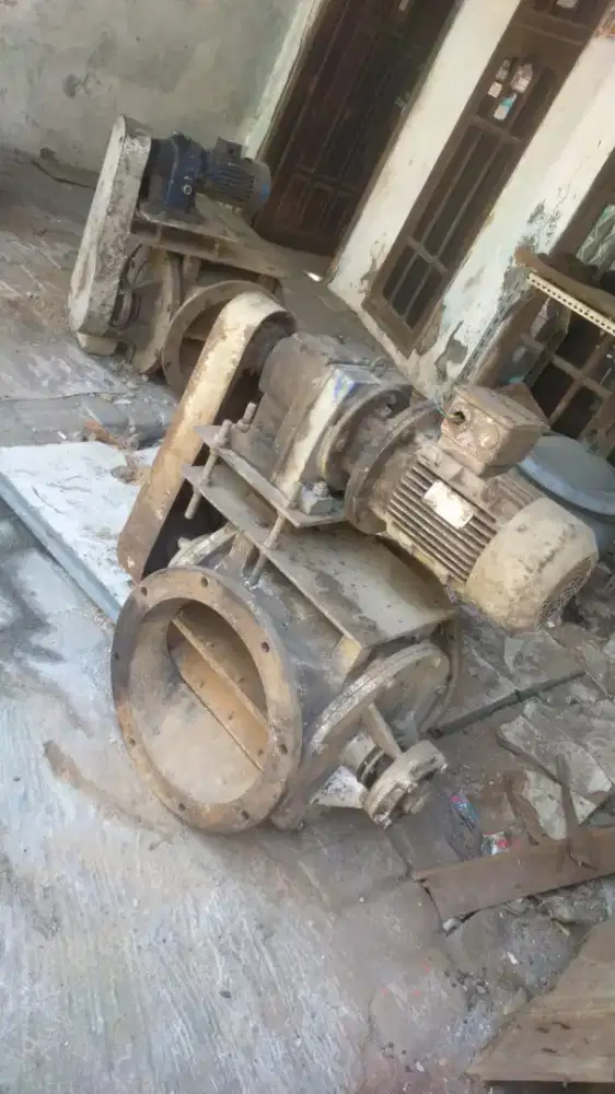 2 Unit Motor Gearbox REMI NZ180A/4T — Mesin Industri Utuh