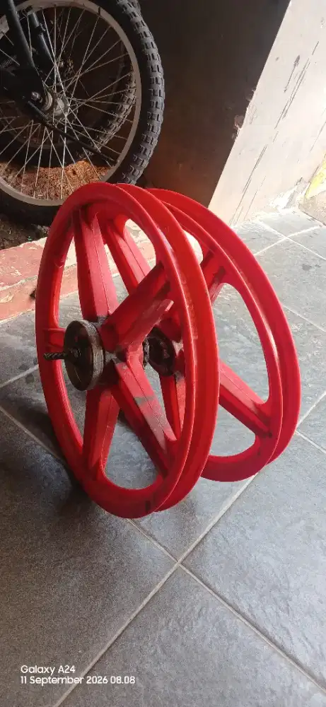 Pelek Bintang  Sepeda ring 20