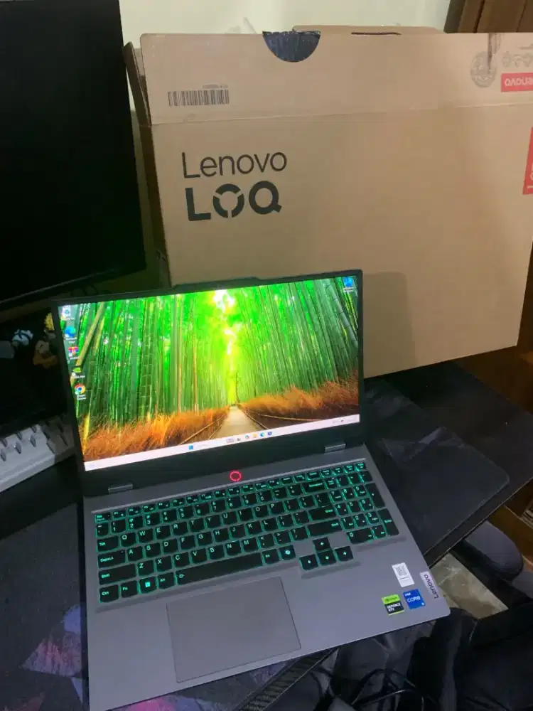 LENOVO LOQ 15IRX9 RTX 3050 6GB