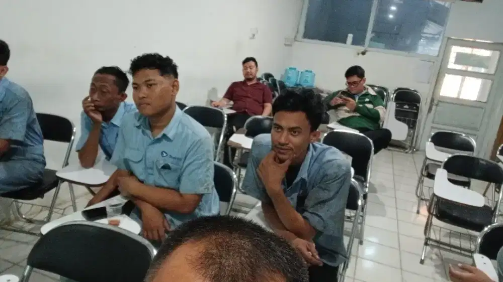 lowongan supir baru dan pengalaman