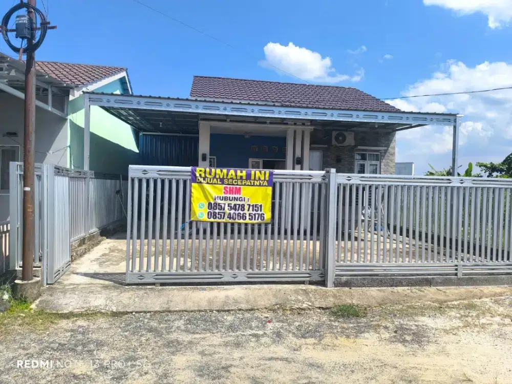 Jual Rumah SHM Sudah berpagar dan ada dapur tambahan