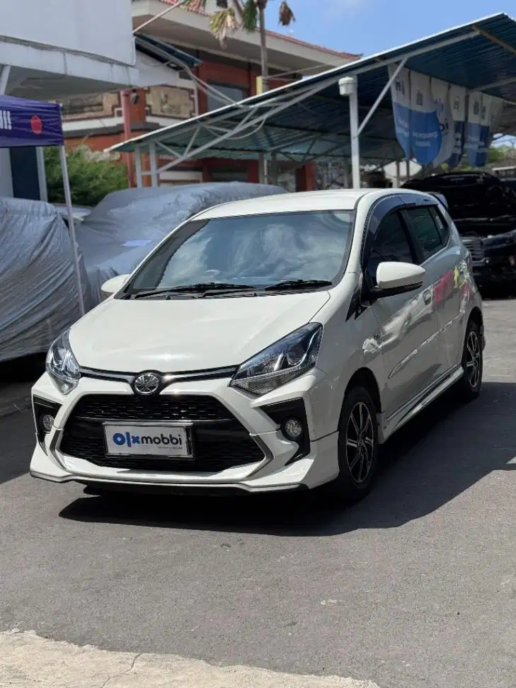 Toyota Agya 1.2 GR Sport Bensin MT 2022 Putih (DBD)