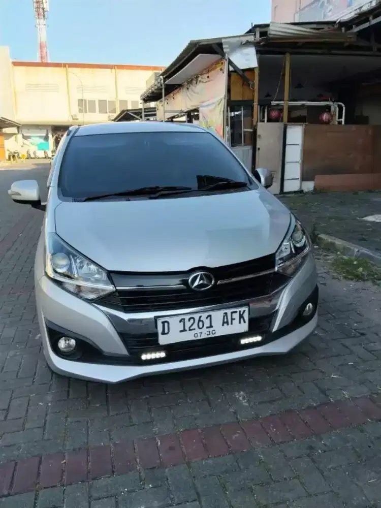 Daihatsu Ayla 1.2 R 2017 manual